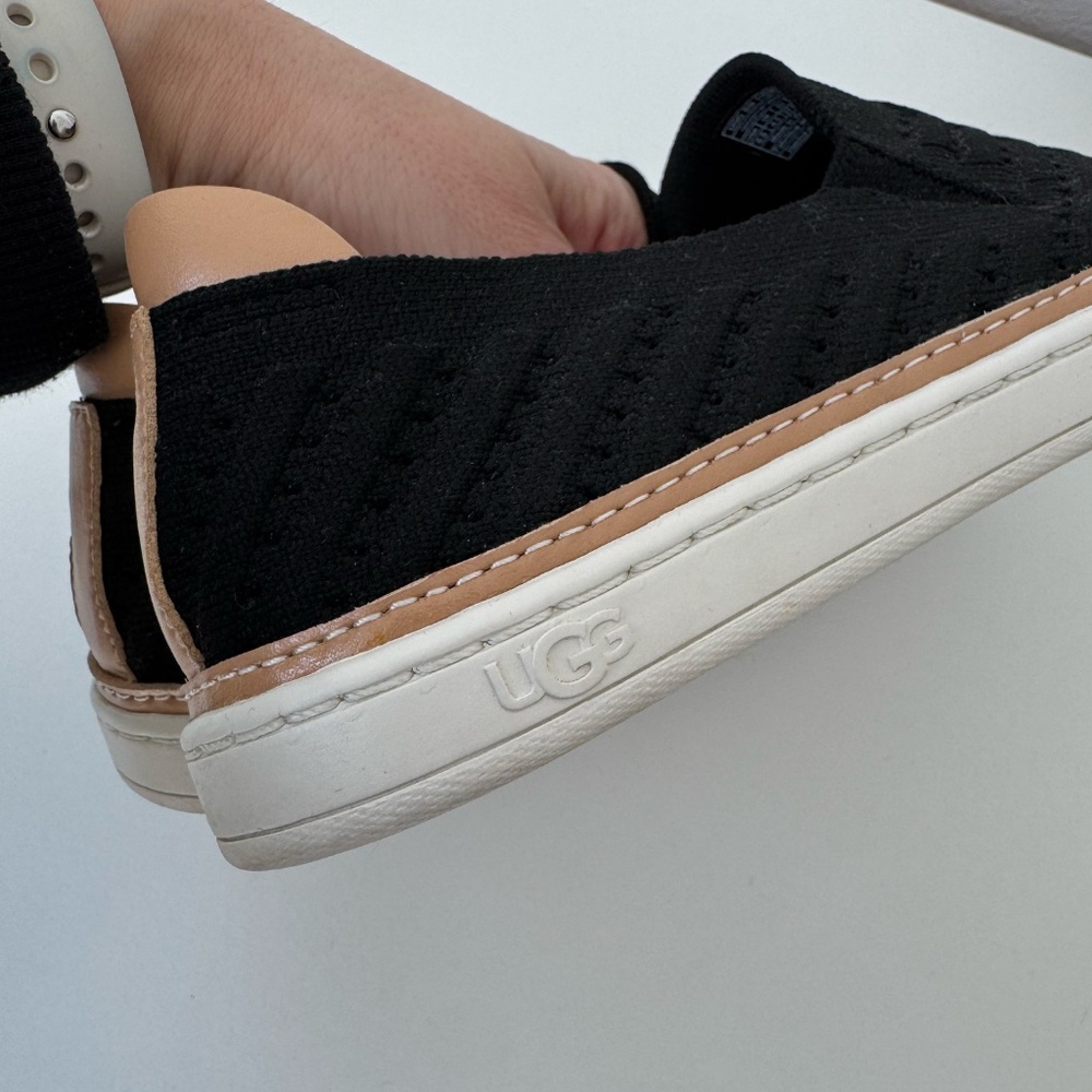 UGG Sammy Chevron Slip-On Size 6.5 - Picture 6 of 8